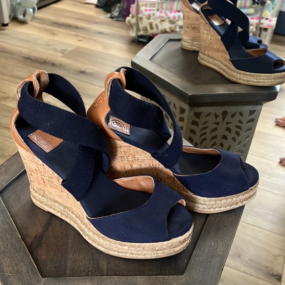 🔥Tory Burch, Adonis Espadrille wedges navy size 7.5, like NEW